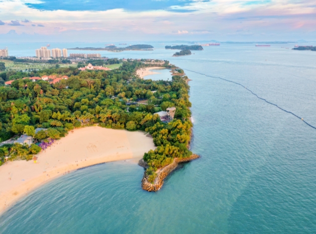 Luxurious Singapore Summer Special Honeymoon Tour Package